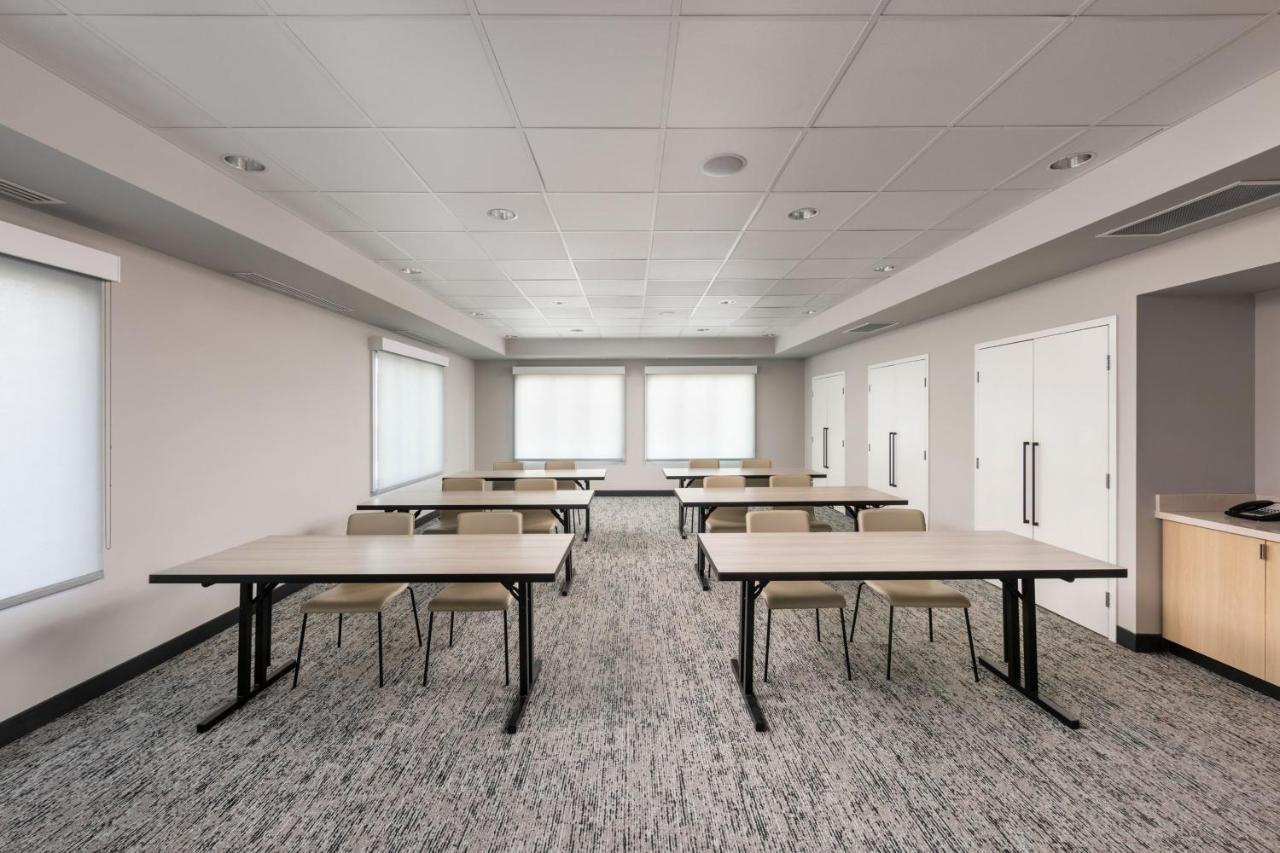 Towneplace Suites By Marriott West Kelowna Ngoại thất bức ảnh
